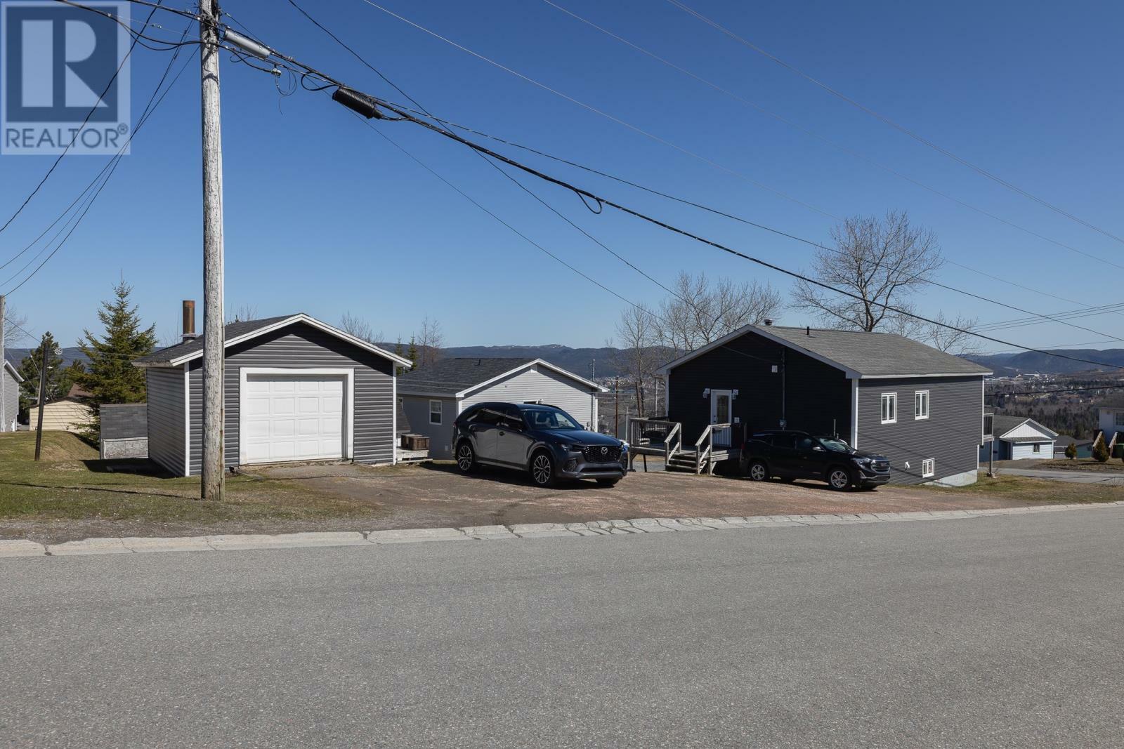 Property Photo: 158 Elizabeth Street NL A2H 6A1