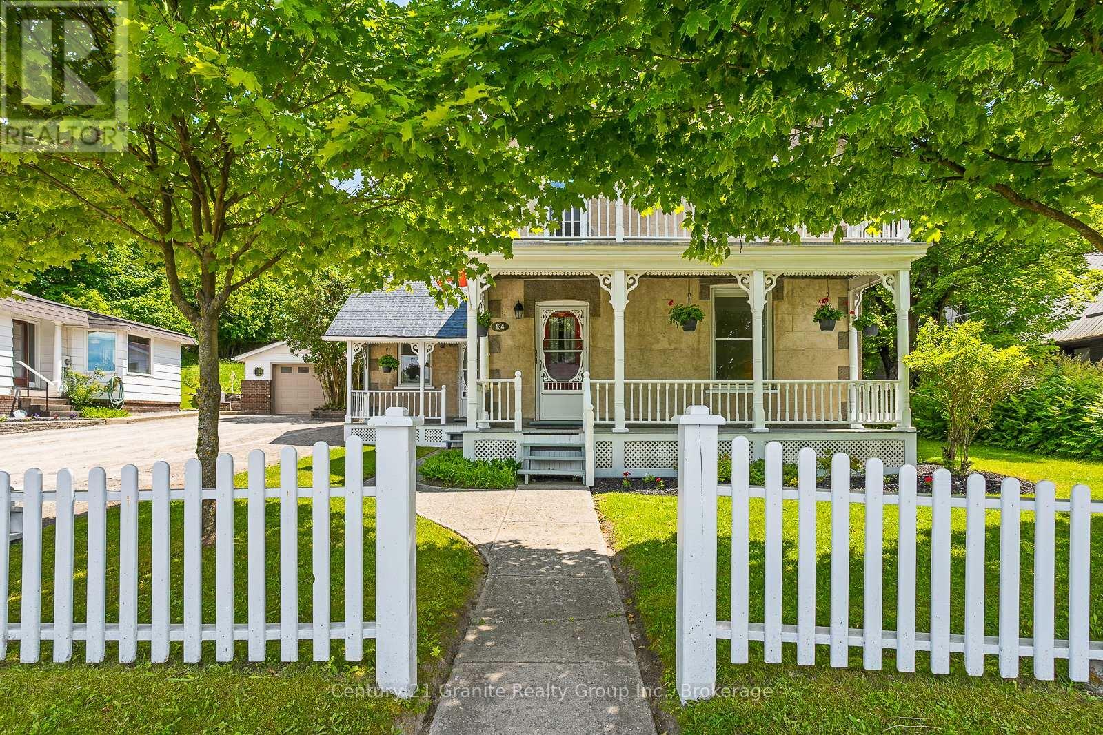 Property Photo: 134 Highland Street ON K0M 1S0