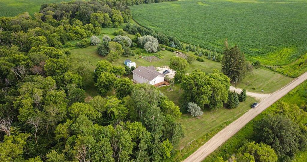 Property Photo: 54067 52W Road MB R0H 1C0