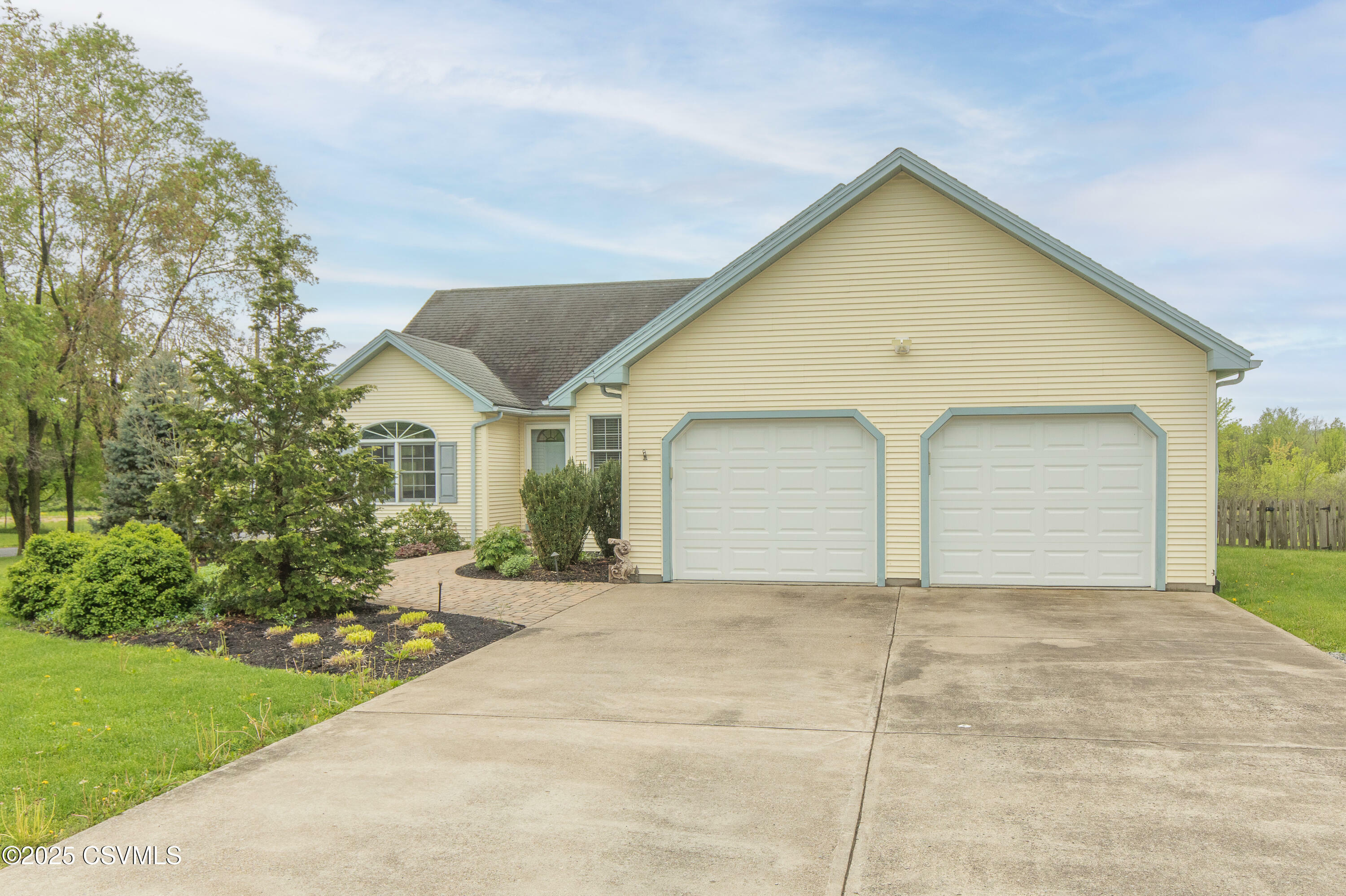 400 Merri Lane  Mifflinburg PA 17844 photo