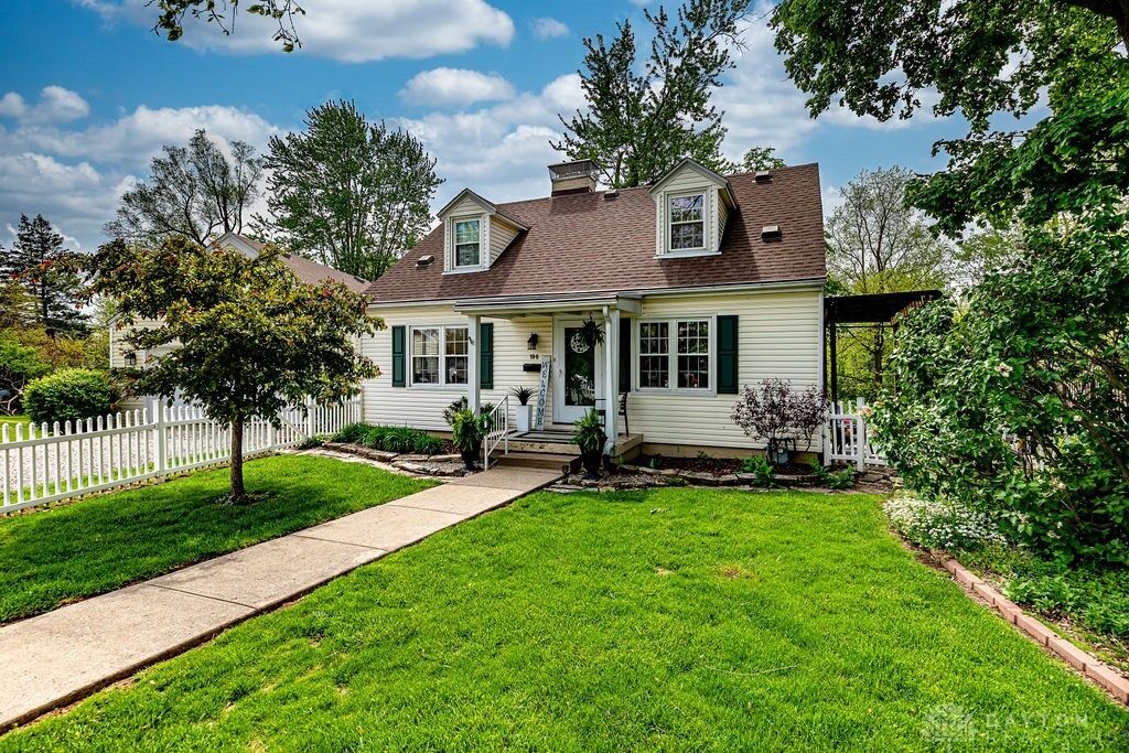 Property Photo: 106 South Court OH 45320