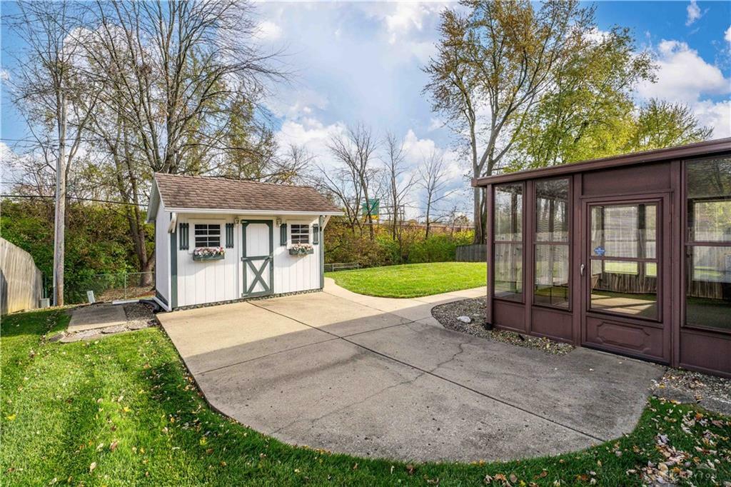 Property Photo:  1824 Scotch Pine Drive  OH 45432 