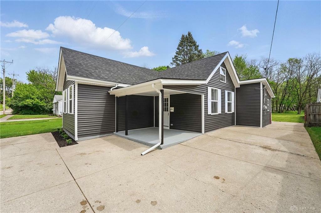 Property Photo: 275 S West Street OH 45385