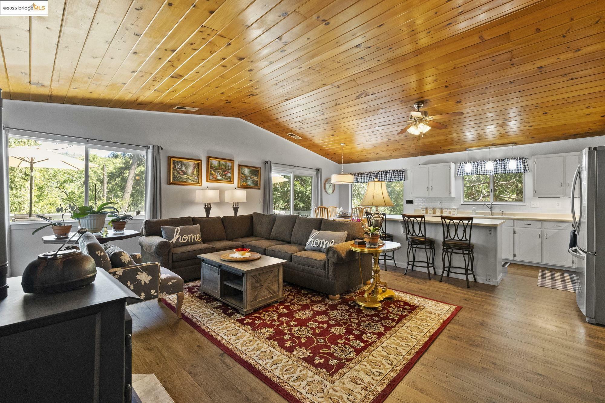 21570 Eel River Dr  Sonora CA 95370 photo