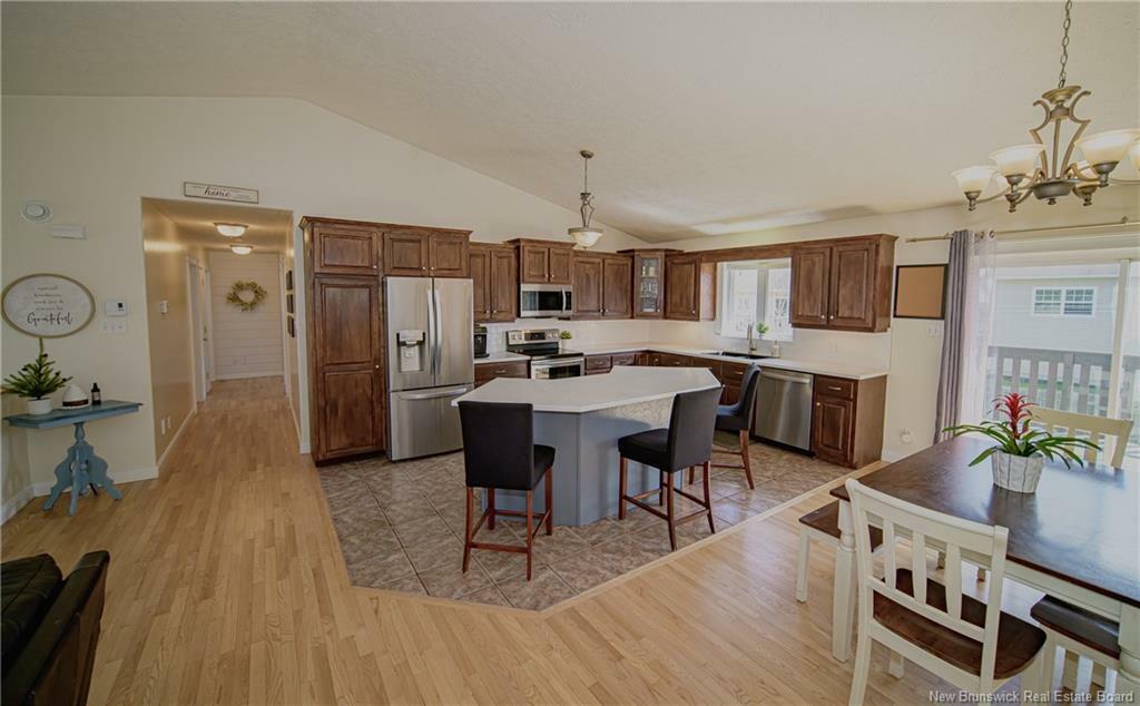 Photo de la propriété: 56 Willingdon Street NB E2V 4N4