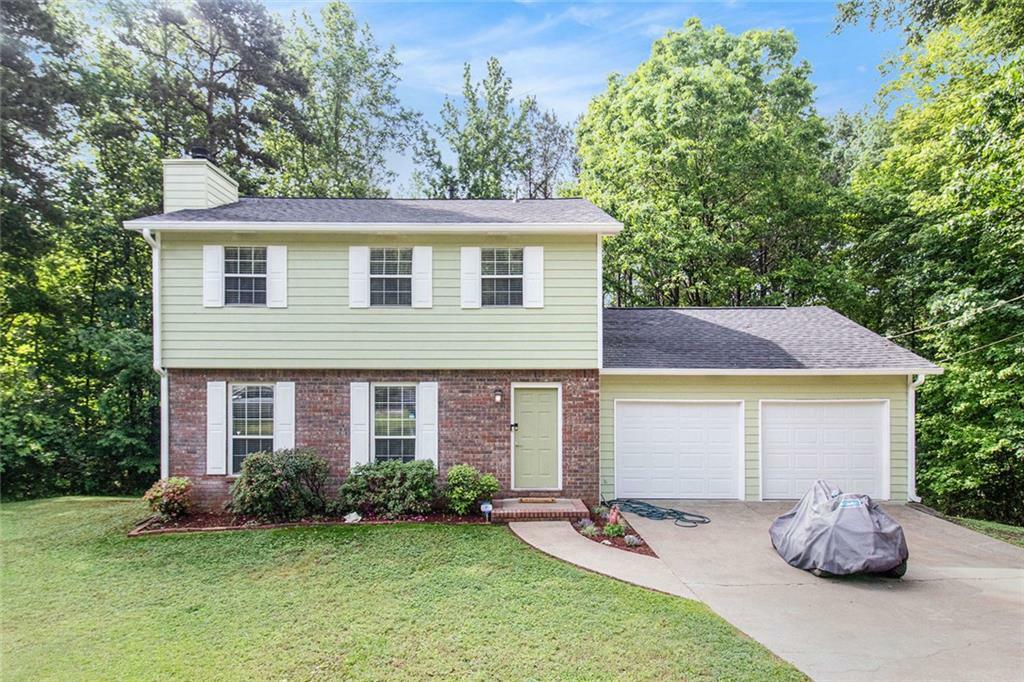 Property Photo: 2722 Springside Court GA 30135