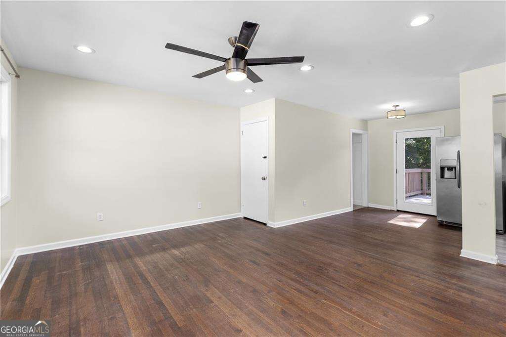 Property Photo: 1661 Barrett Drive NW GA 30318