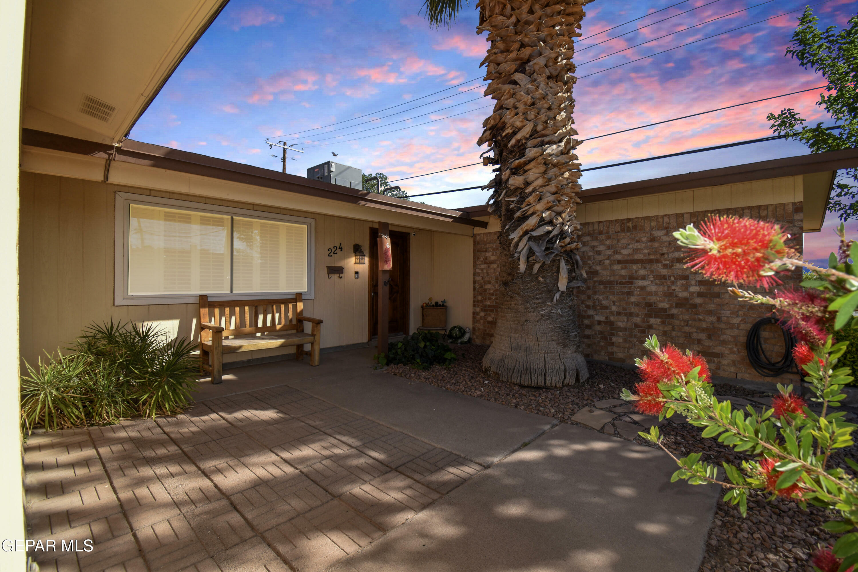 Property Photo: 224 Lomont Drive TX 79912