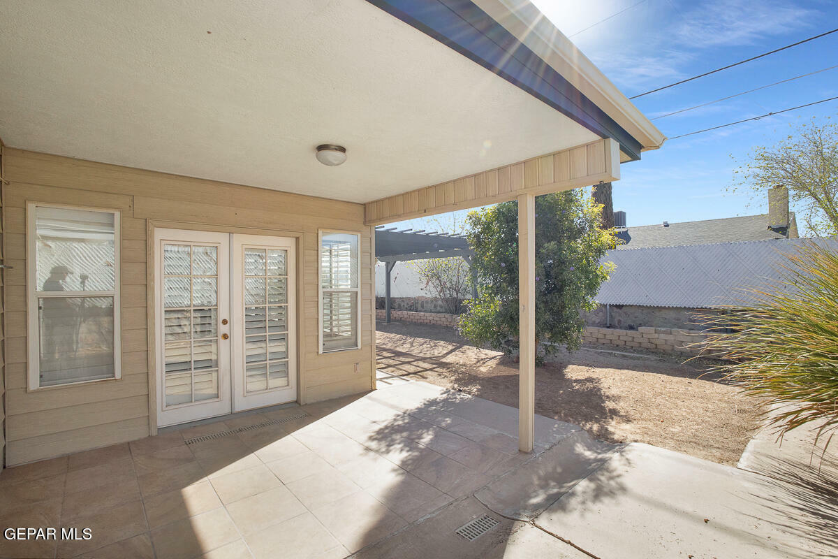 Property Photo: 2801 Brady Place Place TX 79935