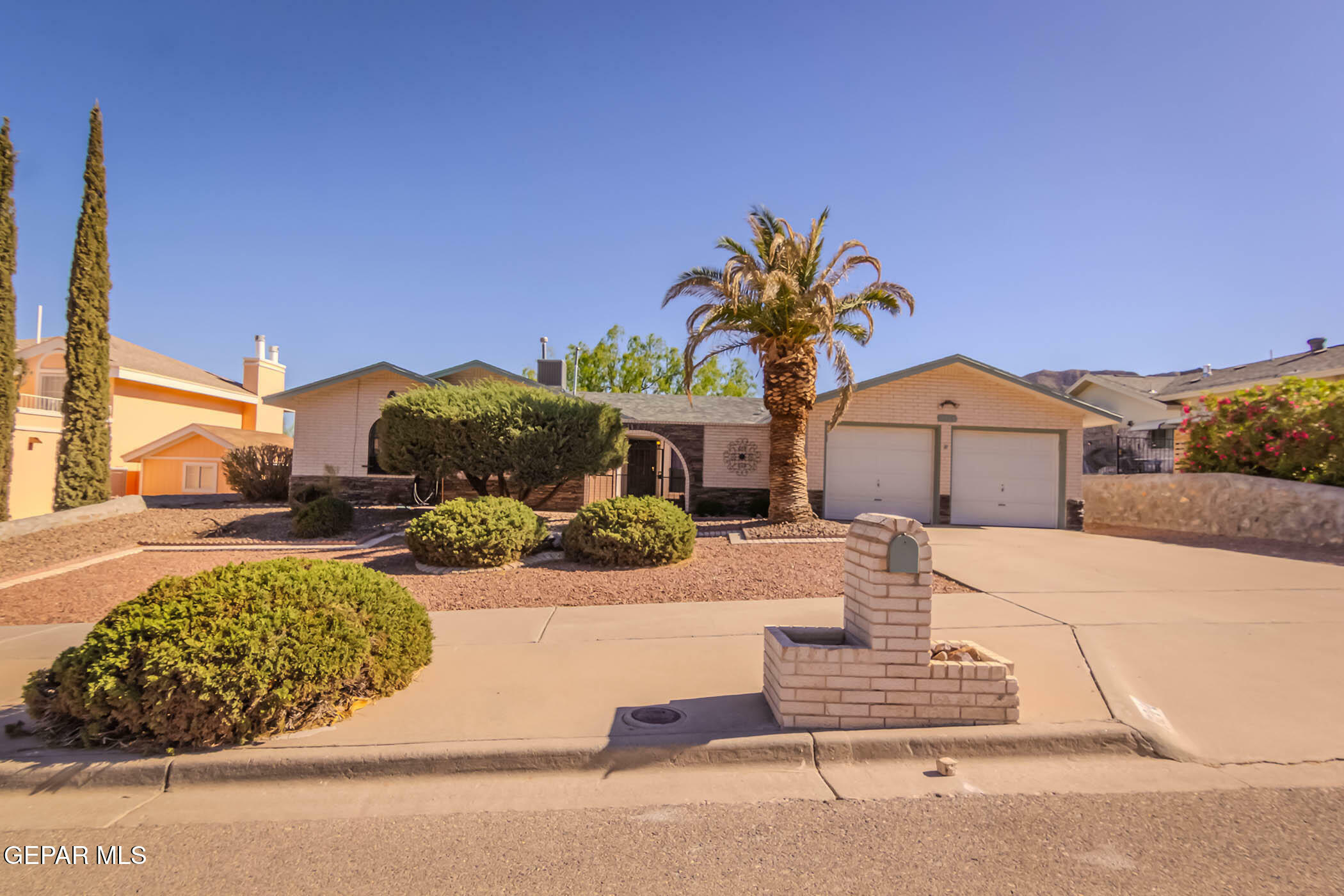 Property Photo: 3244 Mountain Walk Dr Drive TX 79904