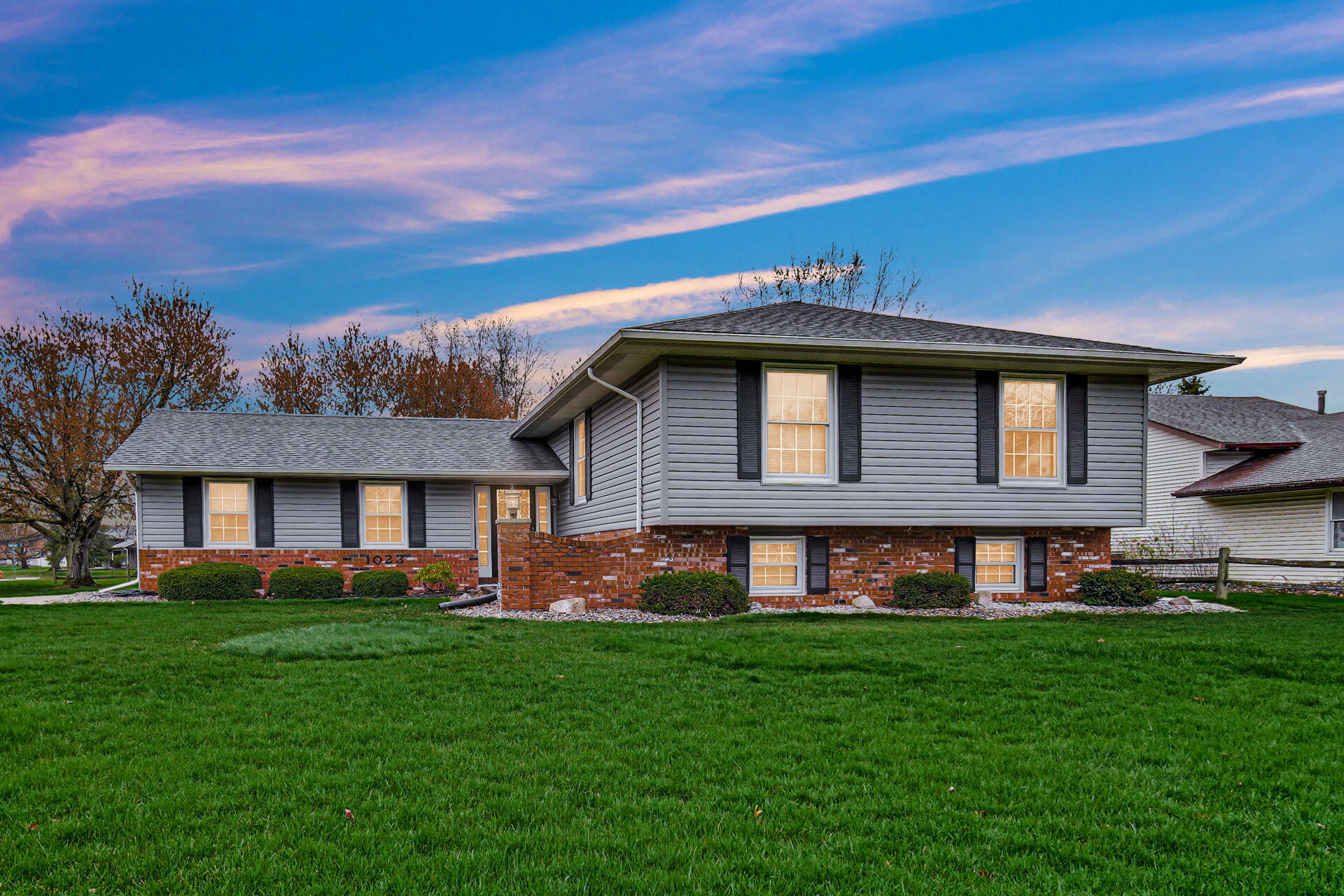 Property Photo: 1023 Chestnut Boulevard IN 46304