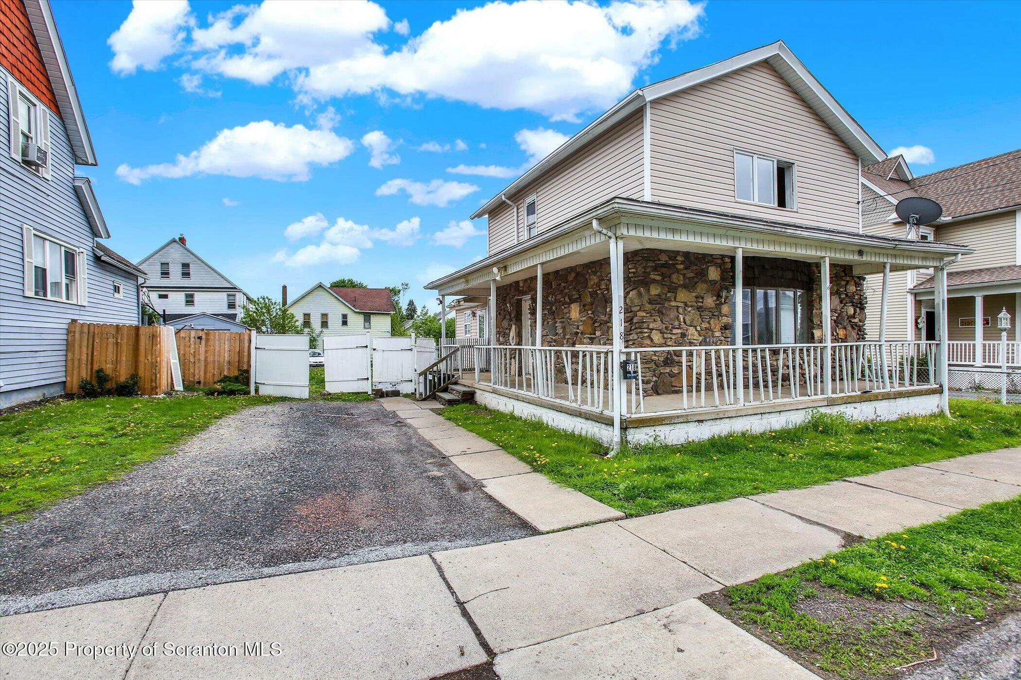 Property Photo: 218 N Rebecca Avenue PA 18504