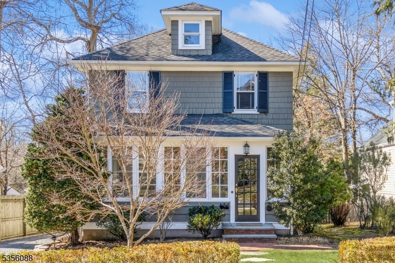 65 Division Ave  New Providence Boro NJ 07901 photo