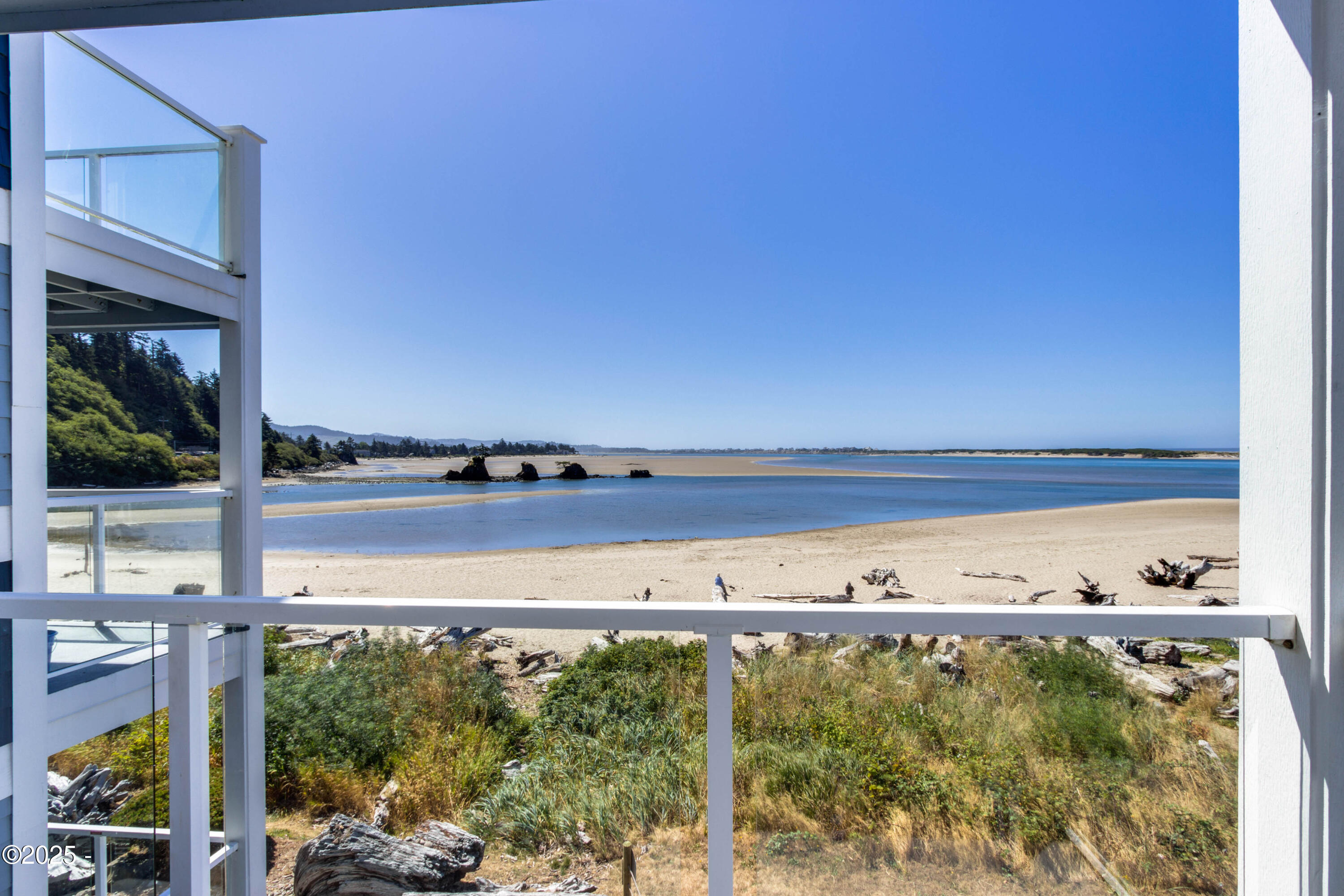 Property Photo:  5201 SW Hwy 101 314  OR 97367 