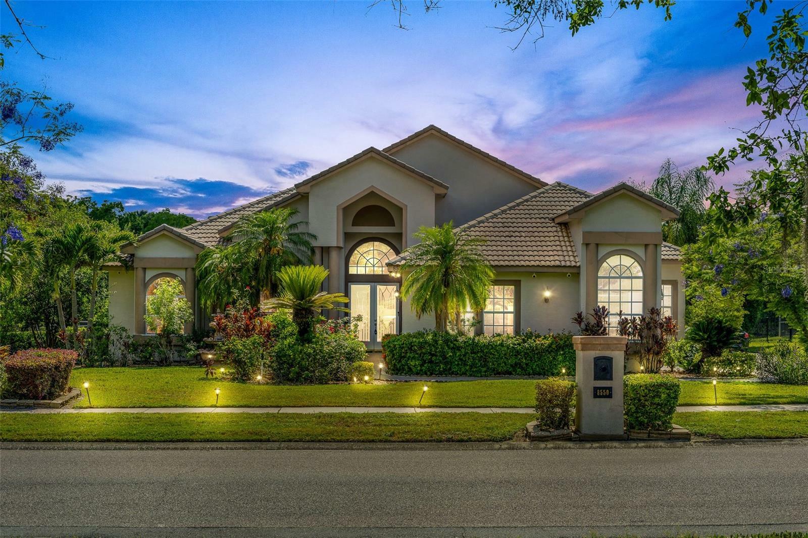 8550 Lost Cove Drive  Orlando FL 32819 photo