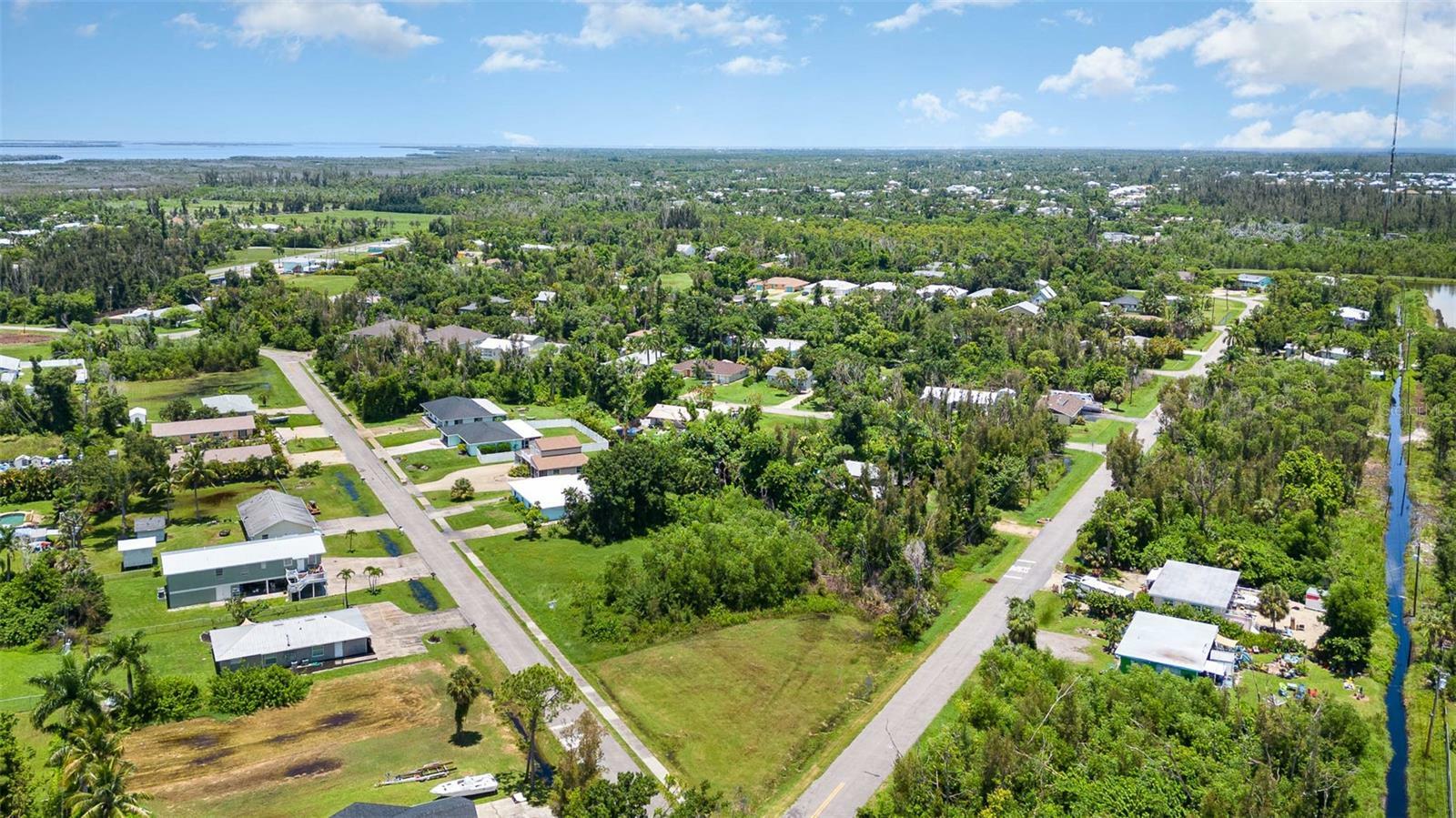 Property Photo: 5414 Avenue E FL 33922