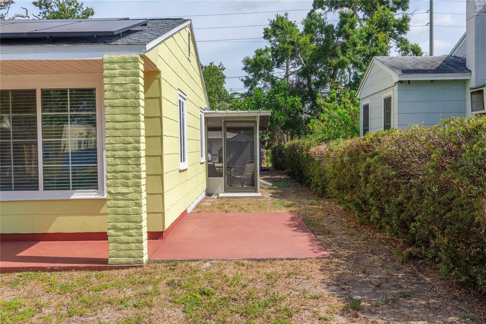 Property Photo: 4517 2nd Avenue S FL 33711