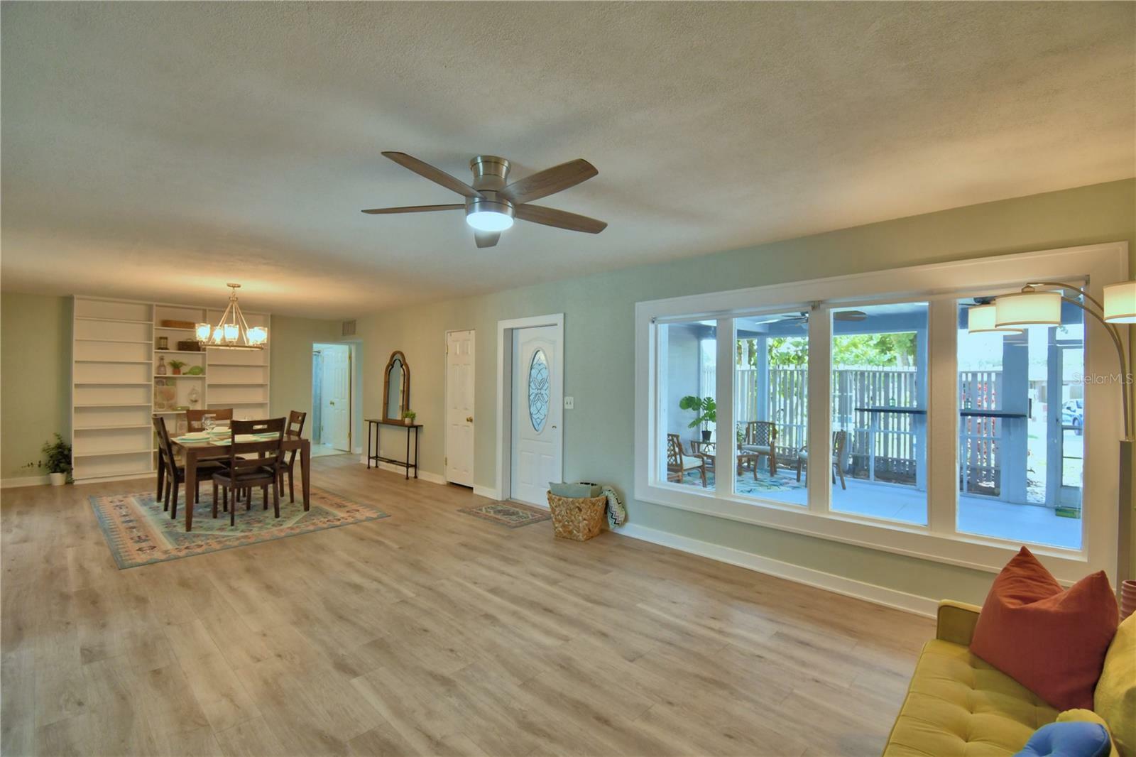 Property Photo: 346 Tanager Court FL 33803