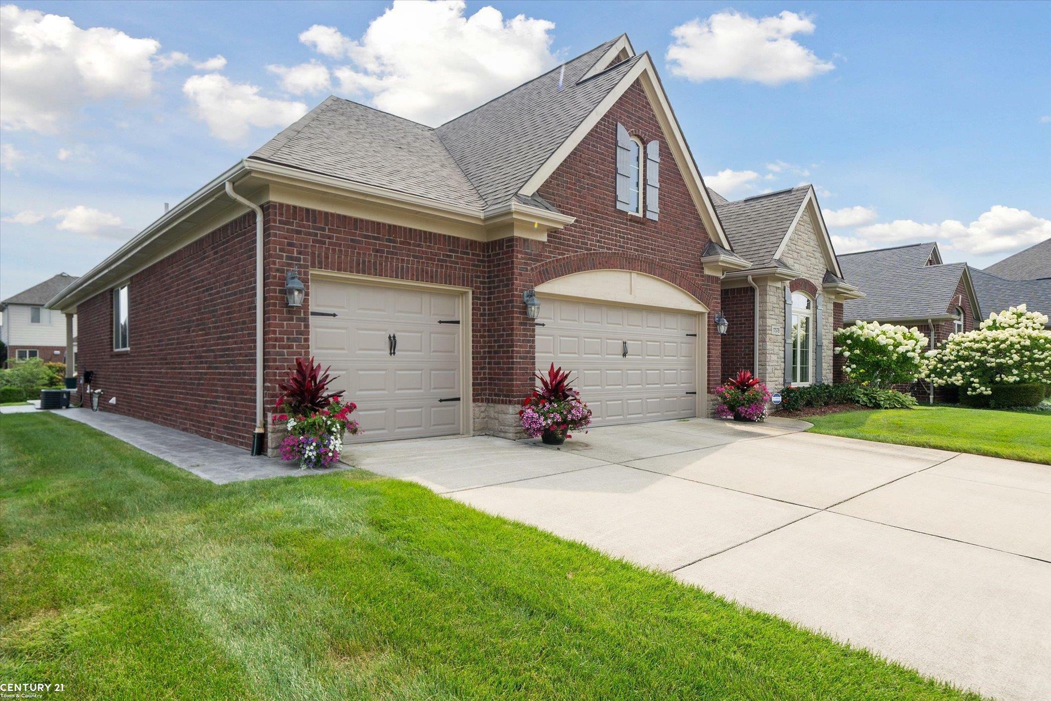 Property Photo: 17578 Canvasback Drive MI 48038