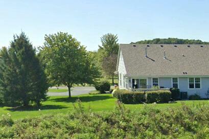 Property Photo:  1210 Steeplechase Dr  WI 53094 