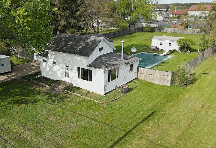 56193 Murray Street  Mattawan MI 49071 photo