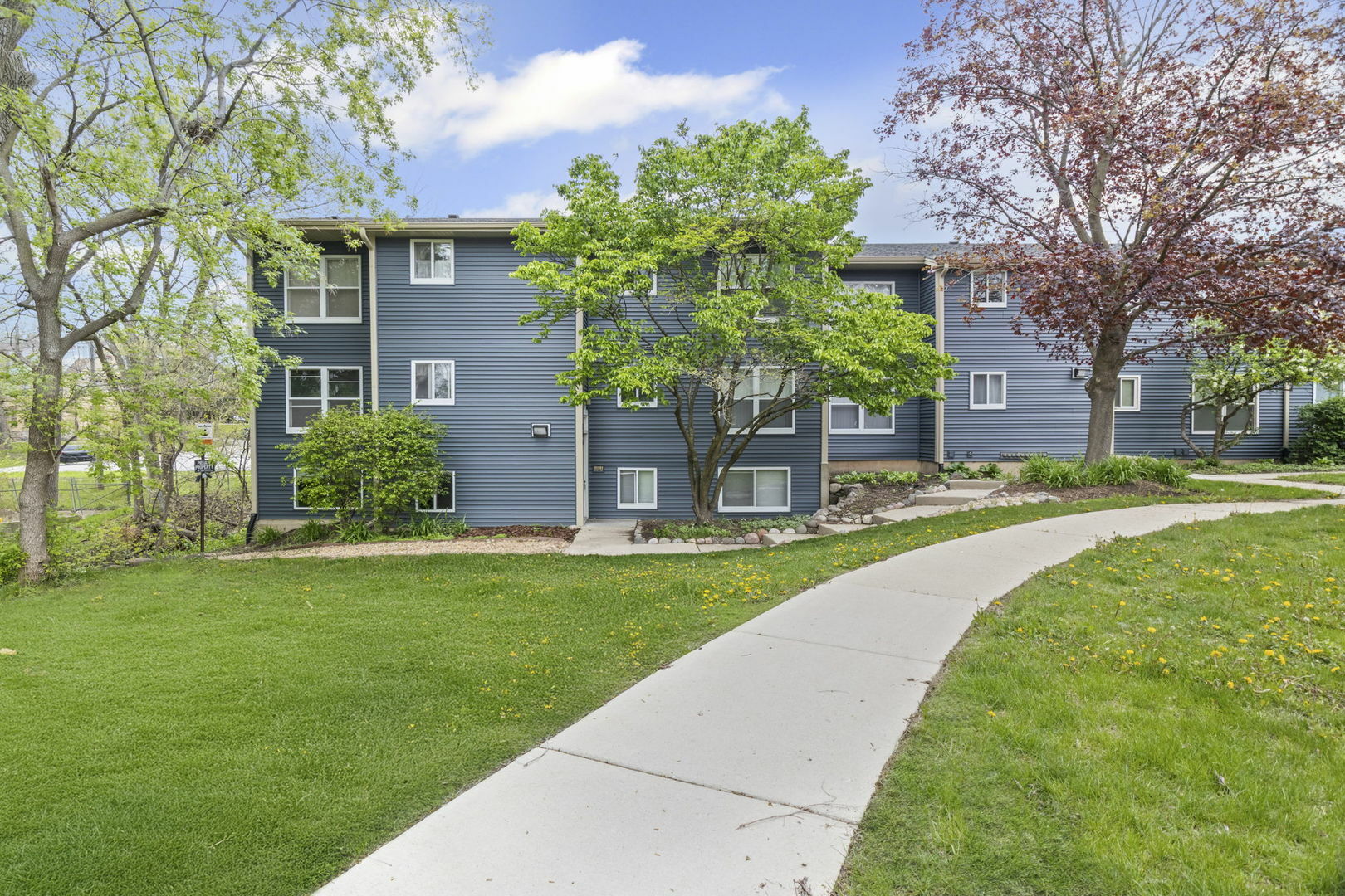 Property Photo: 764 Terrace Court A IL 60120