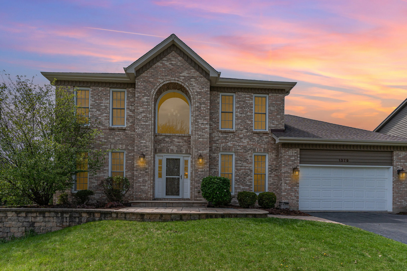 Property Photo: 1379 Hunter Circle IL 60540