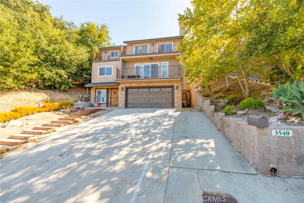 Property Photo: 3540 Pansy Drive CA 91302