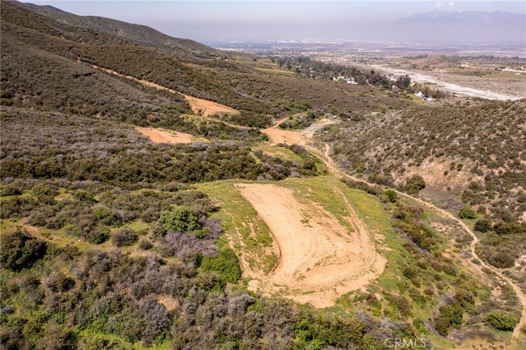 Property Photo: 3 Plummers Lane CA 92359