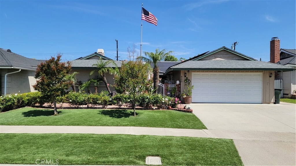 943 Berkenstock Lane  Placentia CA 92870 photo