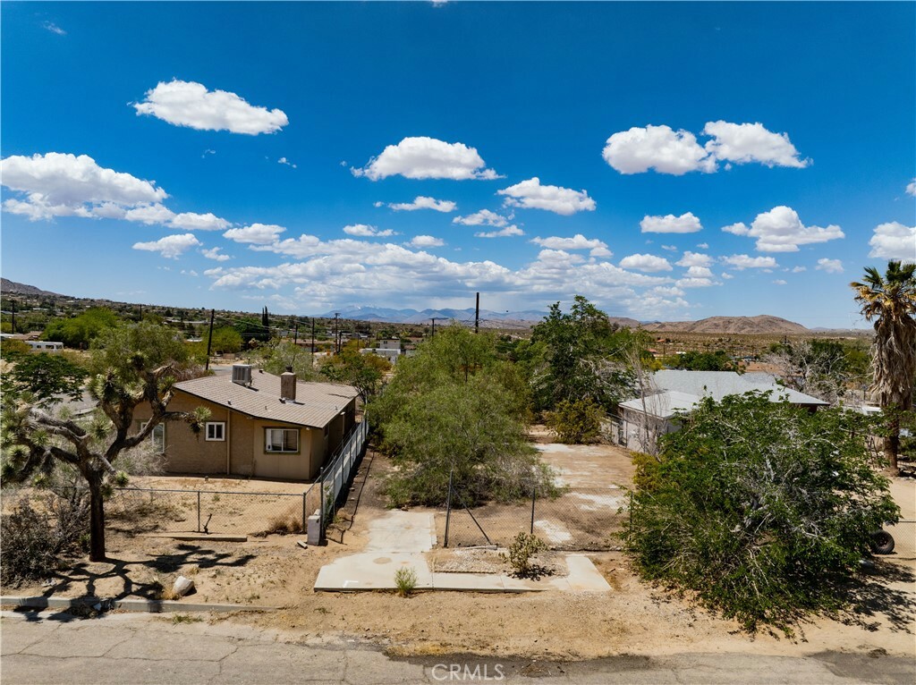 Property Photo: 62008 Mountain View Circle CA 92252