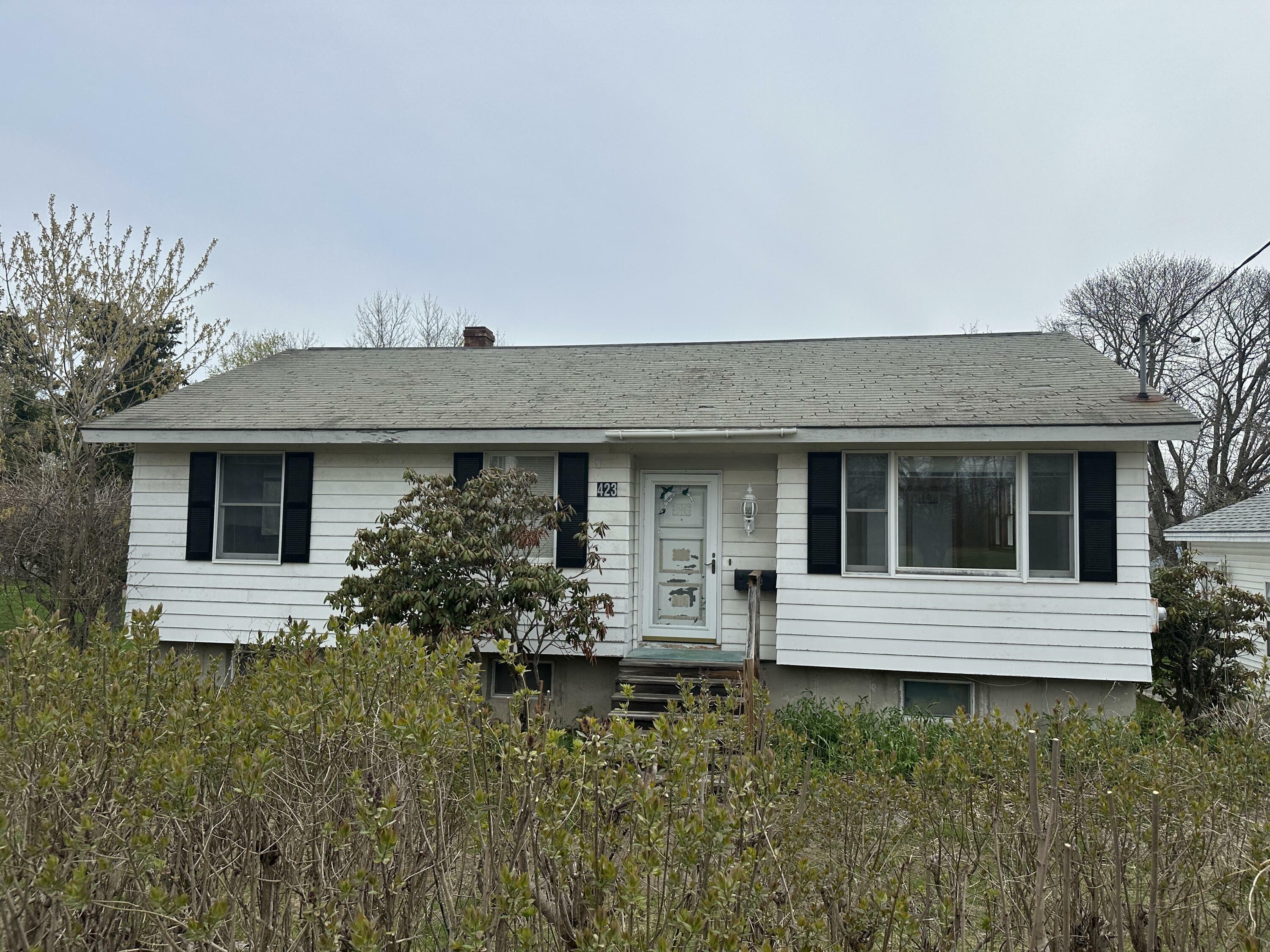 Property Photo: 423 Bennoch Road ME 04468