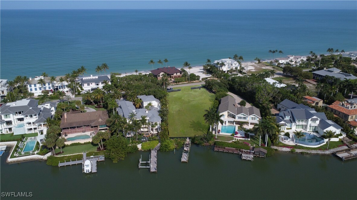 Property Photo: 3625 Gordon Drive FL 34102