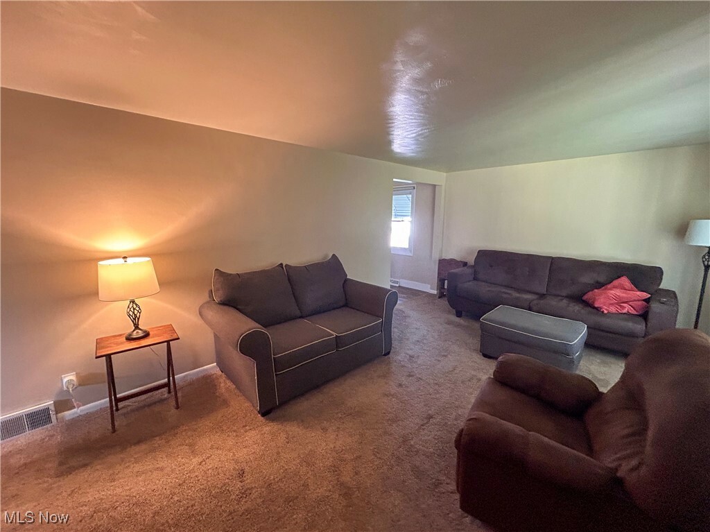 Property Photo: 2466 Chaney Circle OH 44509