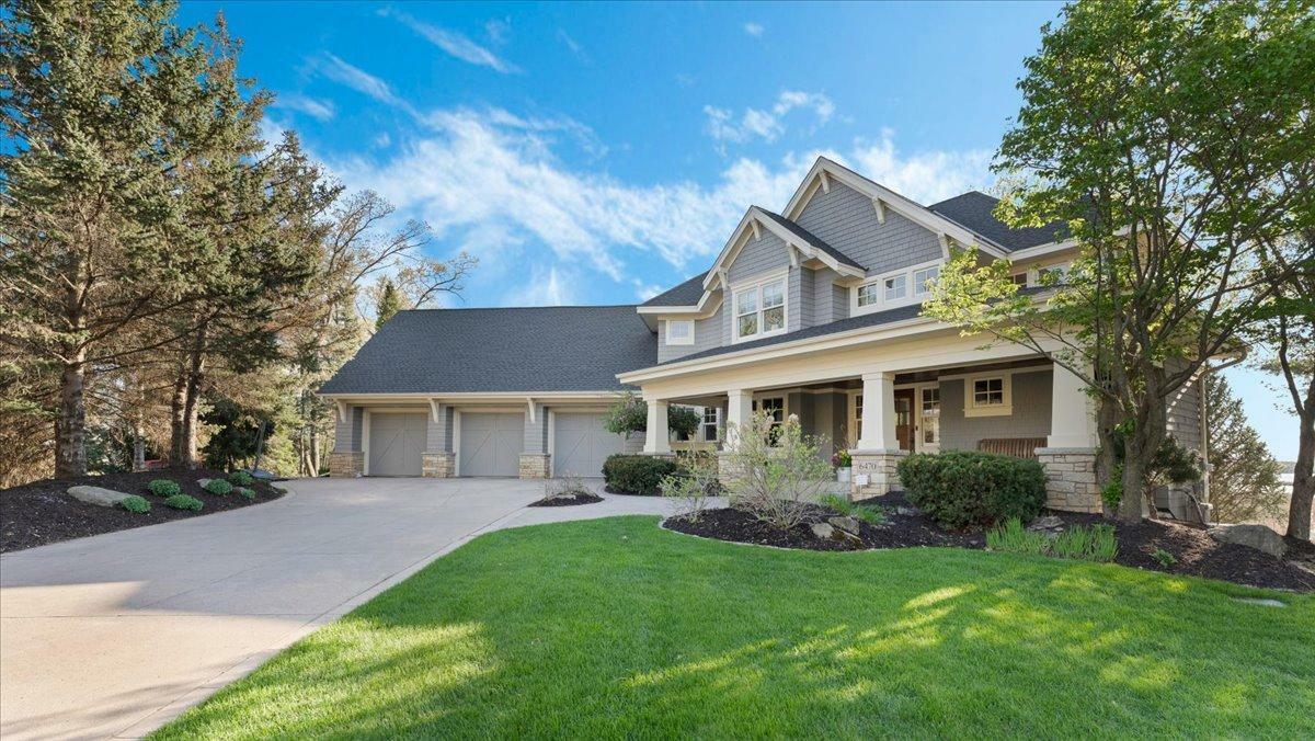 6470 Tanagers Point  Chanhassen MN 55331 photo