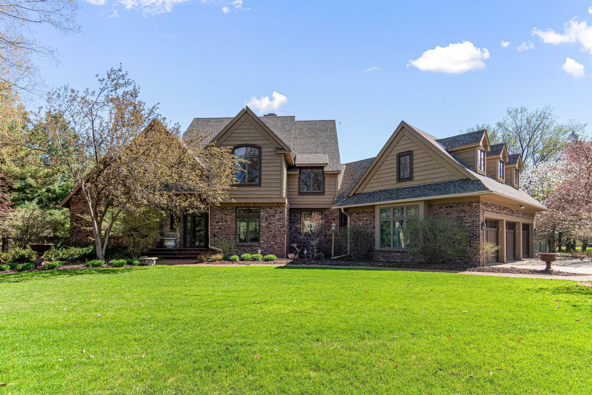 Property Photo: 927 Nordic Avenue Court N MN 55082