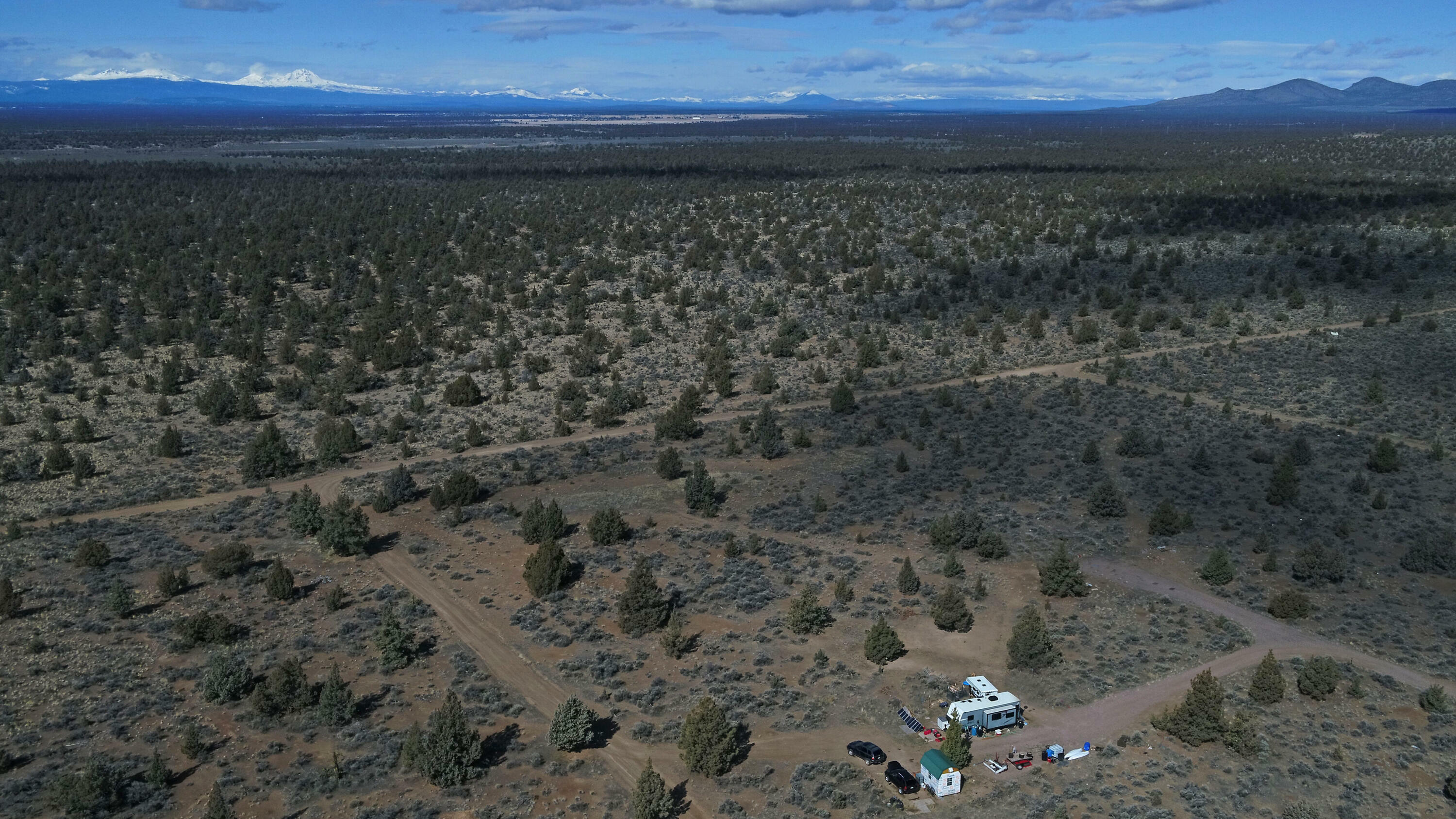 Property Photo: 1532 SW Myrtlewood Lane OR 97754