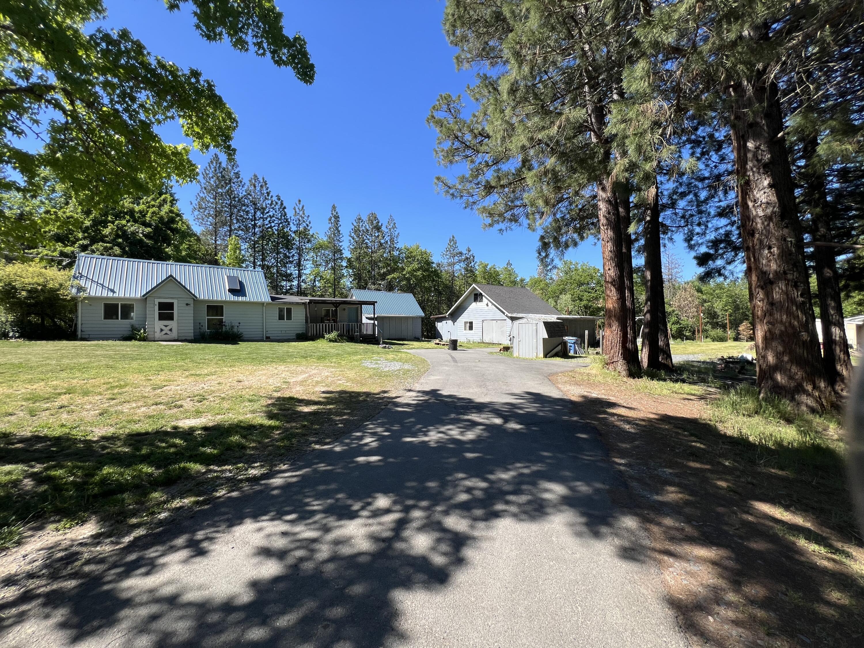 Property Photo:  2970 Elk Lane  OR 97527 