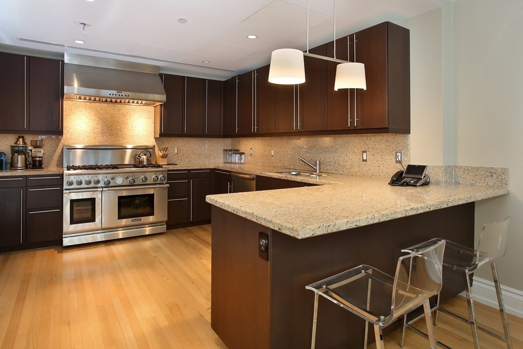 Property Photo: 776 Boylston St E11f MA 02199