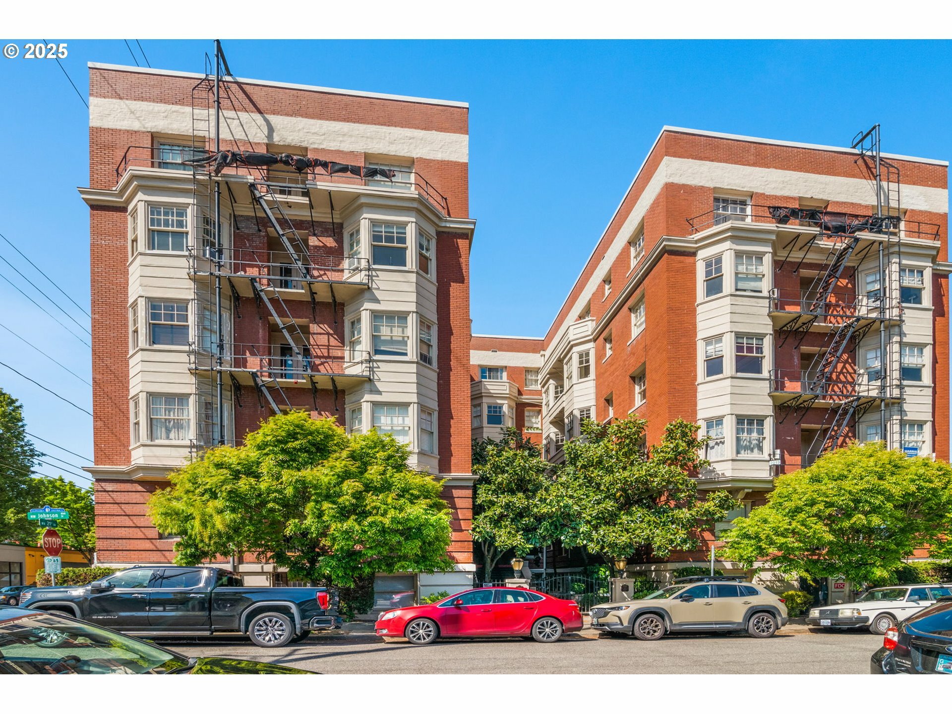 2083 NW Johnson St 66  Portland OR 97209 photo