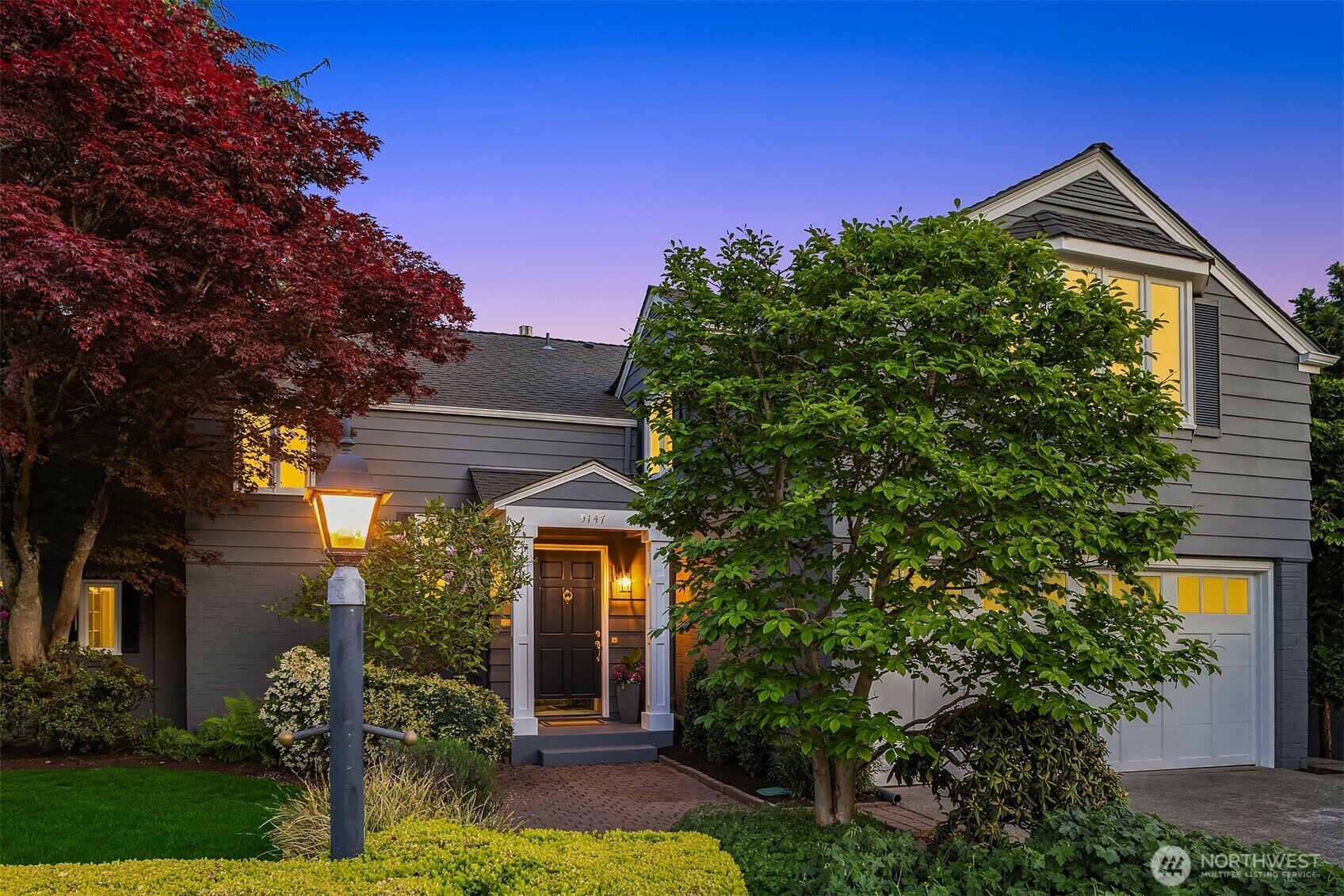 Property Photo: 5147 NE Latimer Place WA 98105