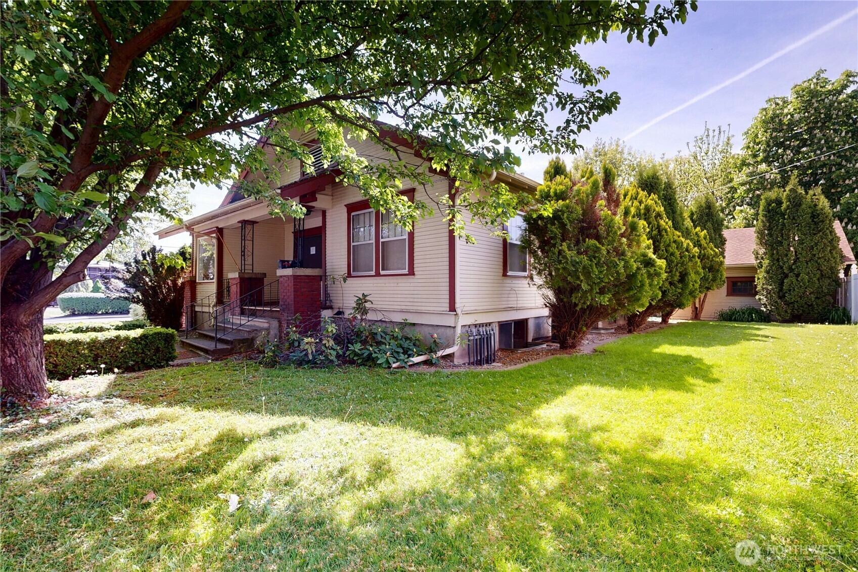 Property Photo: 140 Otis WA 99362
