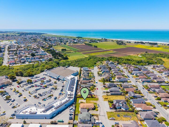 Property Photo:  411 Belleville  CA 94019 