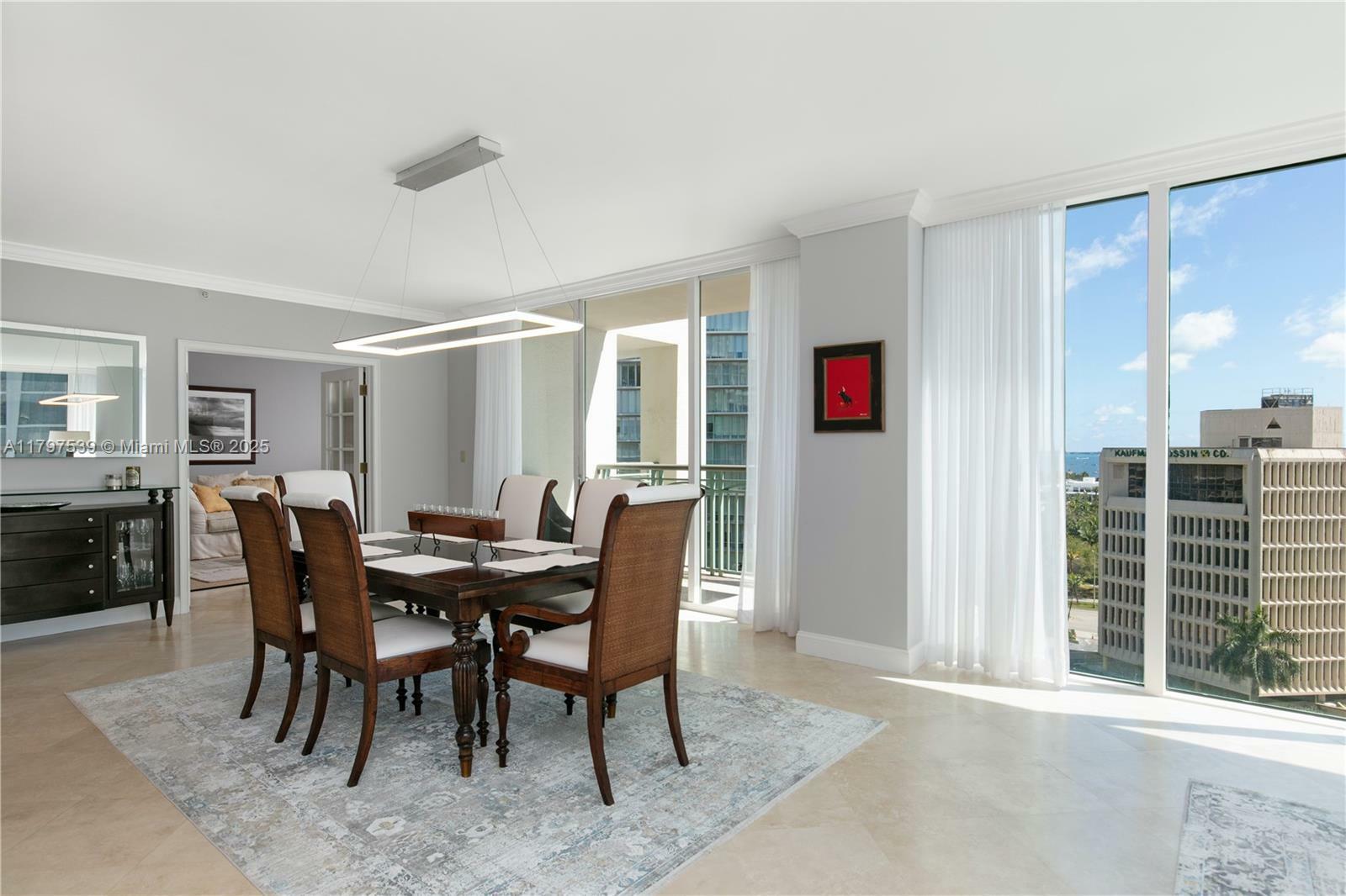 Property Photo: 3350 SW 27th Ave 902 FL 33133
