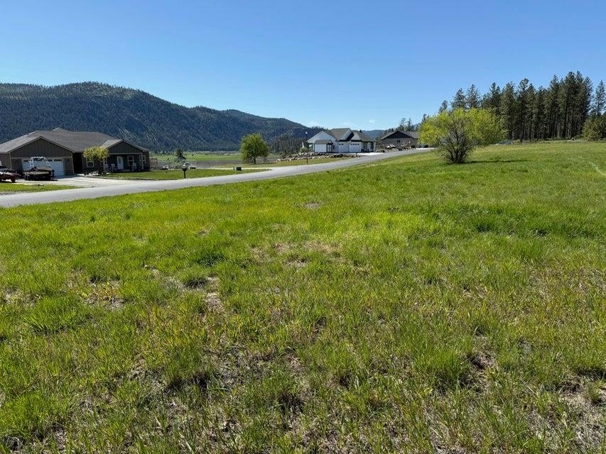 Property Photo: 000 Pinebrook Dr WA 99109