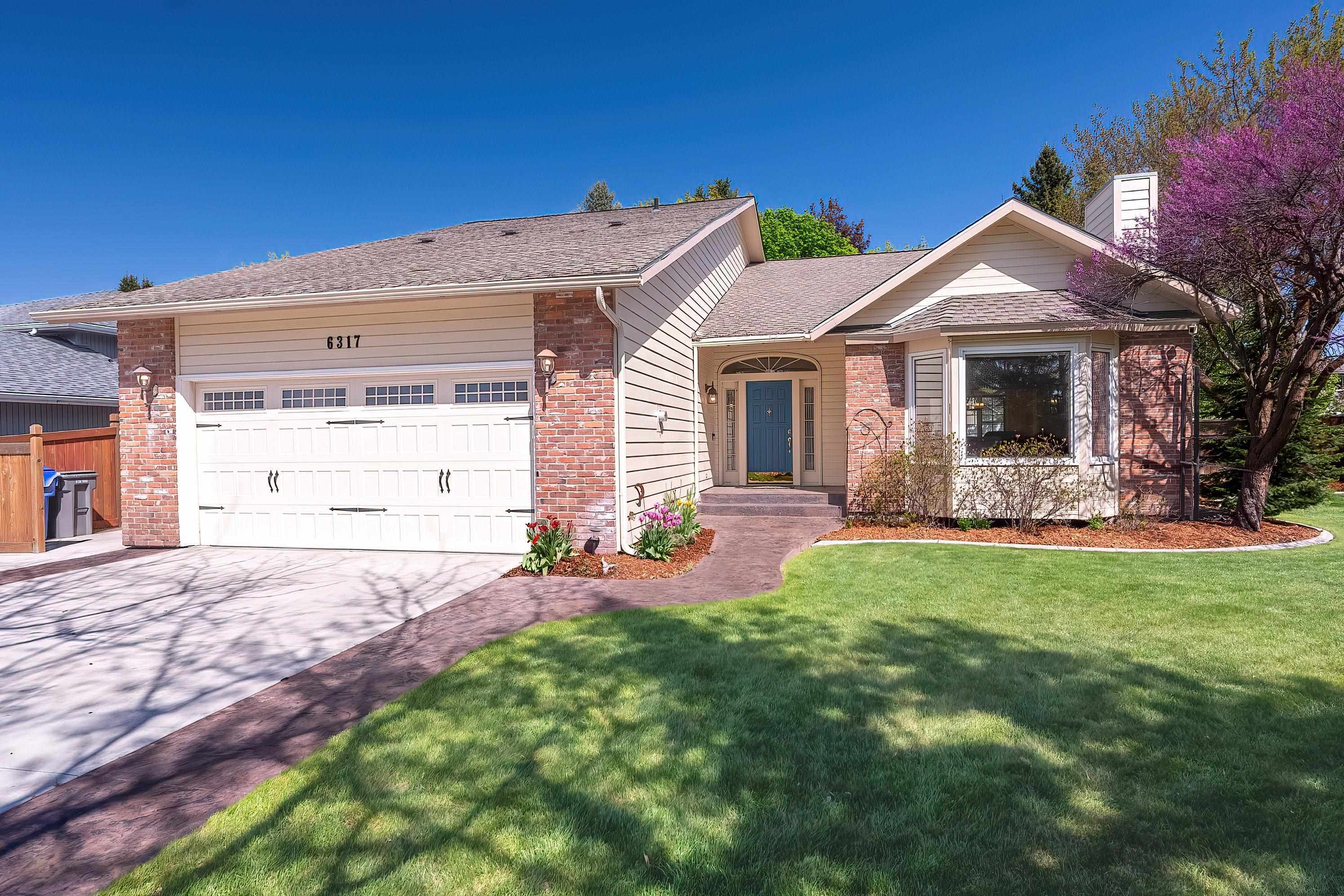 Property Photo: 6317 S Ray Ct WA 99223