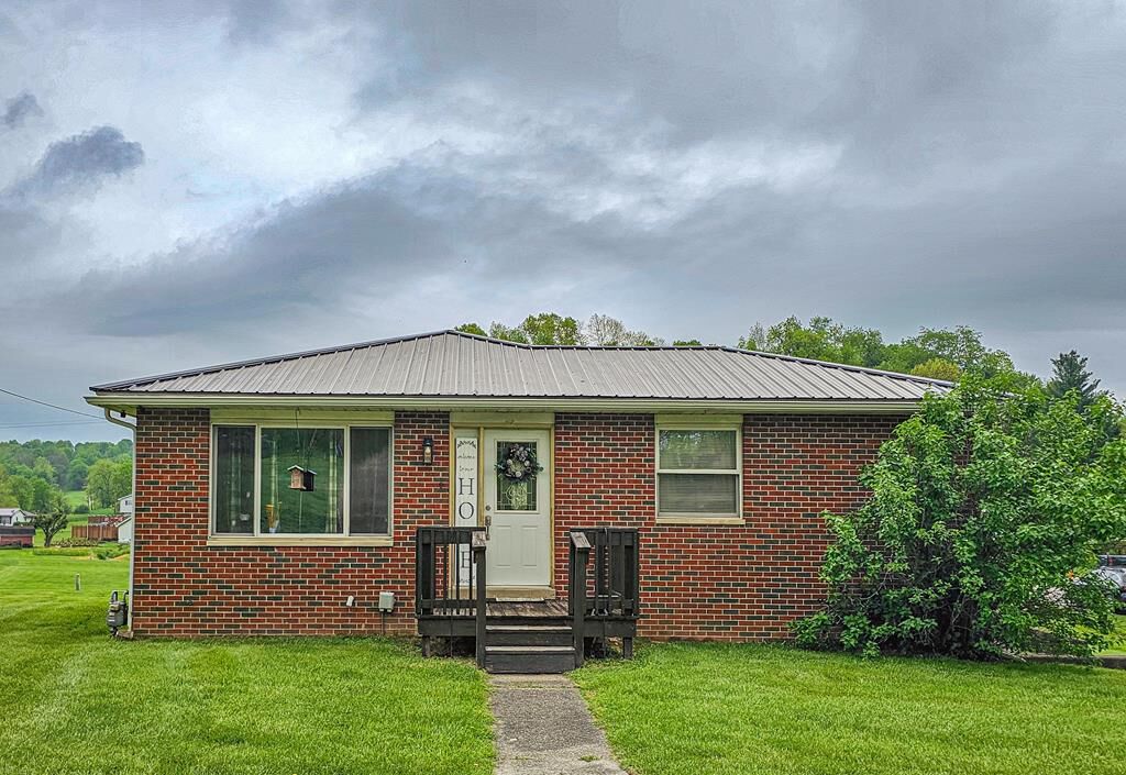 Property Photo:  520 Georges Creek Rd.  OH 45631 