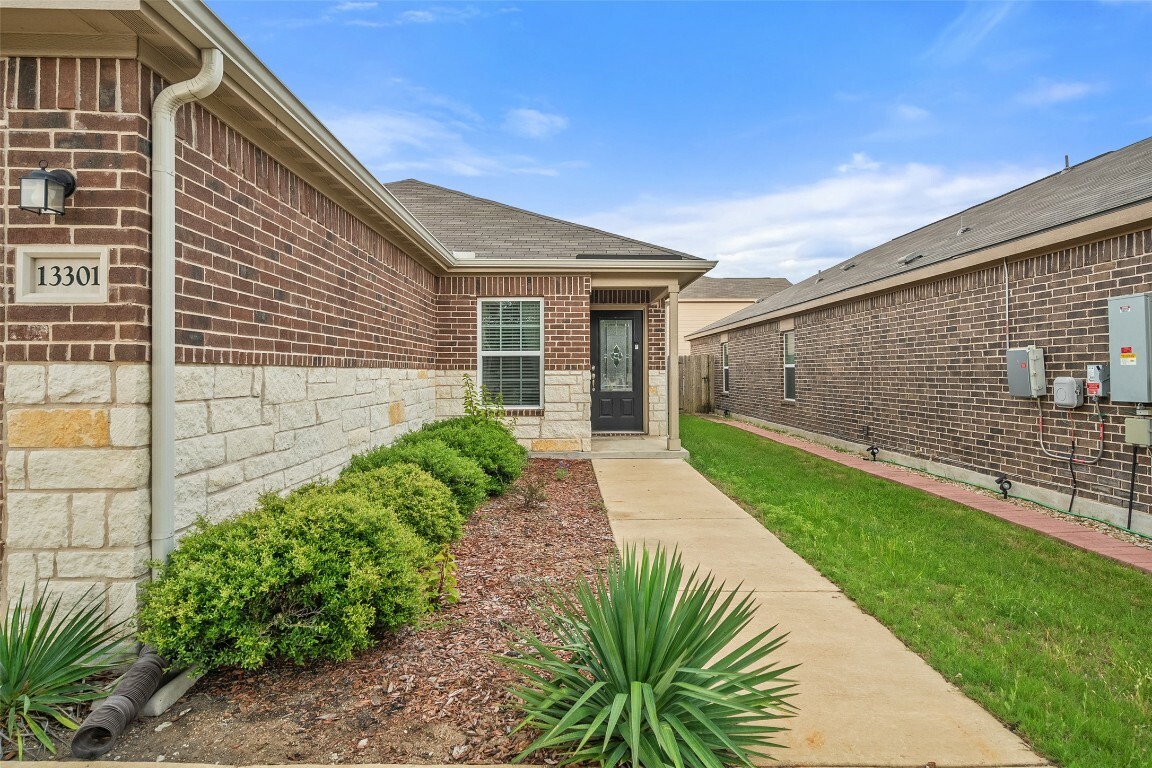 Property Photo: 13301 William McKinley Way TX 78653