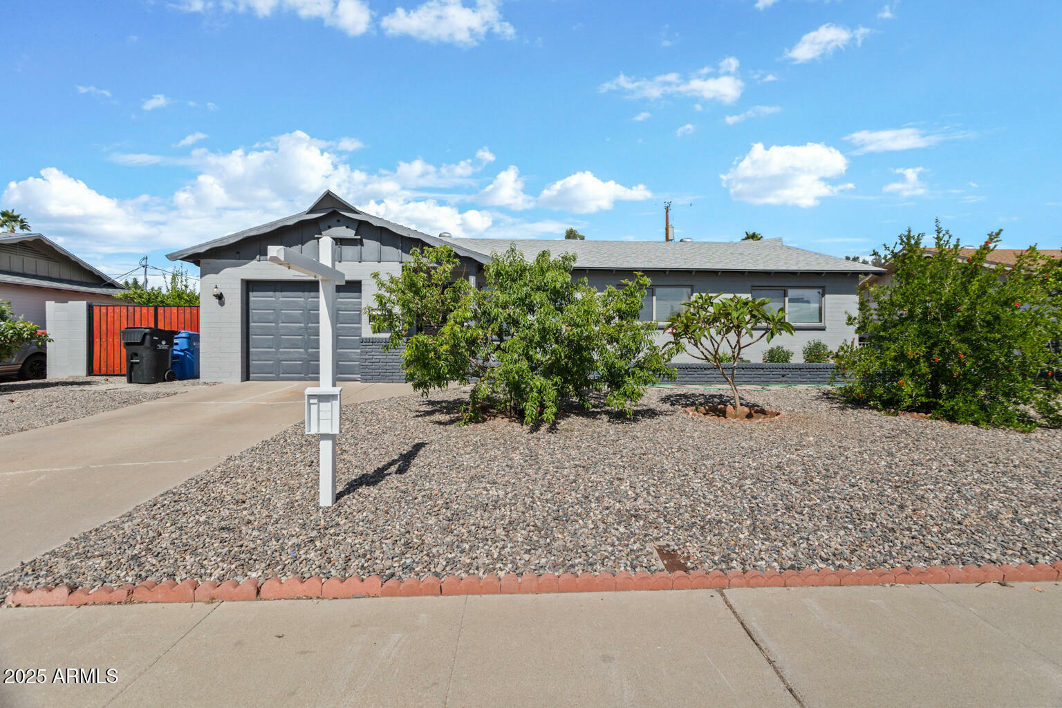 Property Photo: 13608 N 33rd Avenue AZ 85029
