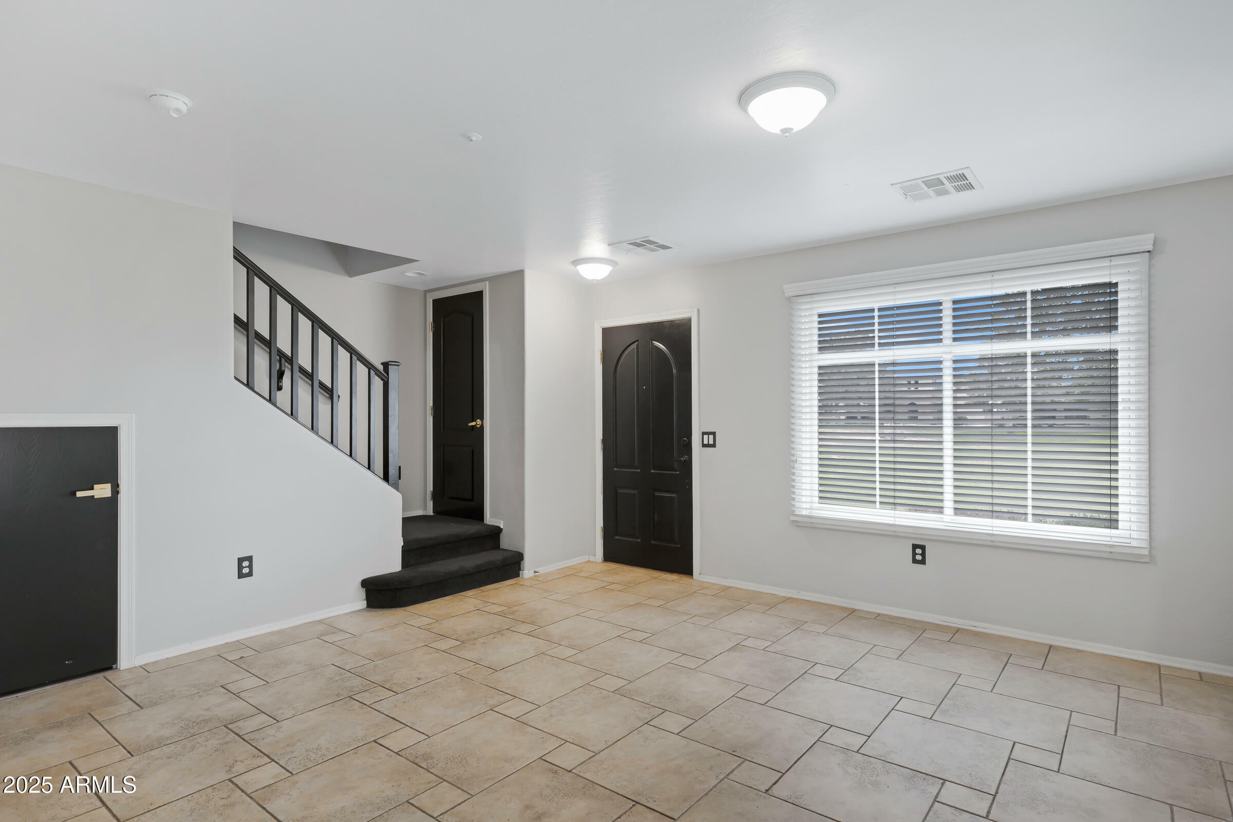 Property Photo: 3687 E Leslie Drive AZ 85296